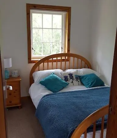 Pine Cabin, Strathyre. A Cosy Escape From It All. Экстерьер фото