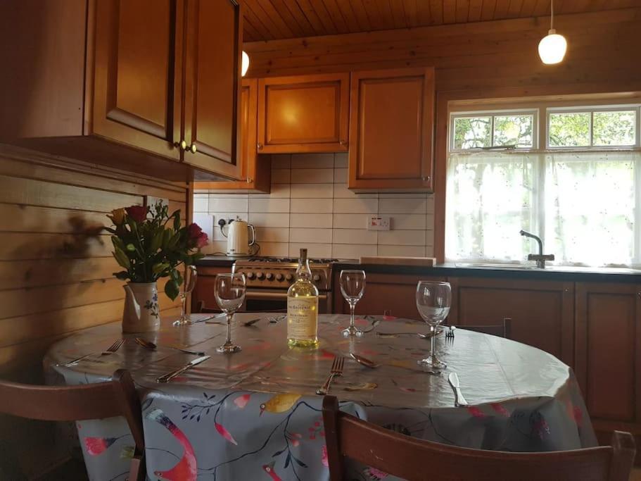 Holiday home Pine Cabin, Strathyre. A Cosy Escape From It All.