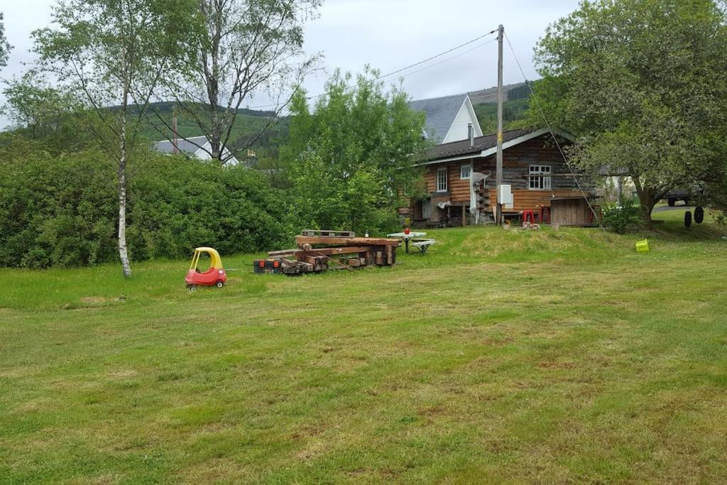Holiday home Pine Cabin, Strathyre. A Cosy Escape From It All.