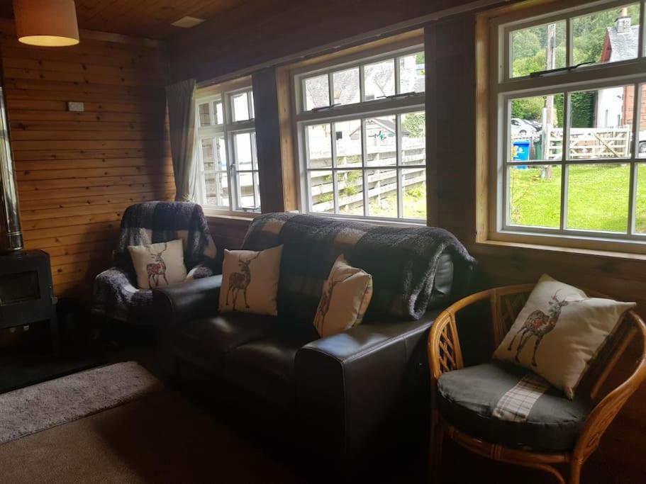 Pine Cabin, Strathyre. A Cosy Escape From It All. Дом отдыха *